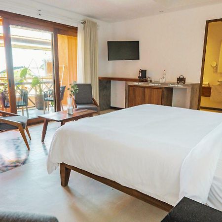 Отель Casa Pepe Саюлита Экстерьер фото A room at the hotel